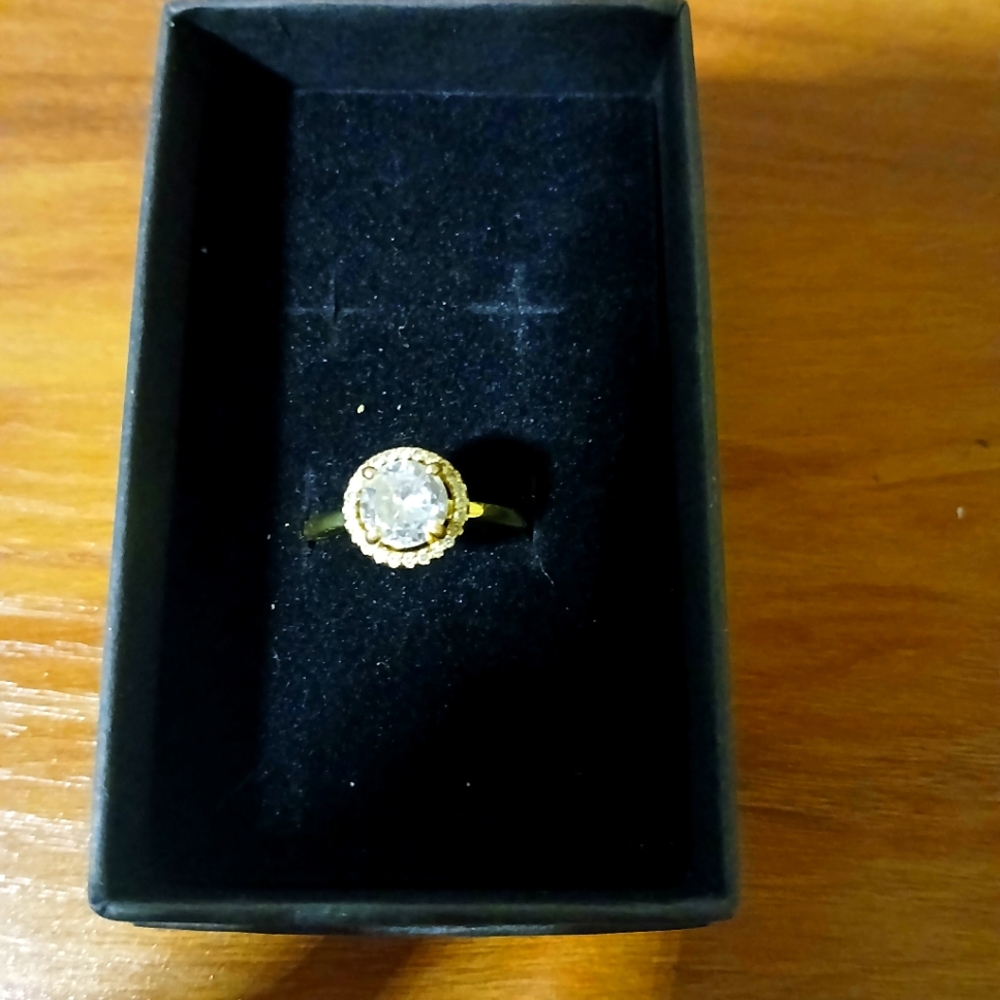 Pandora Sparkling Halo Ring